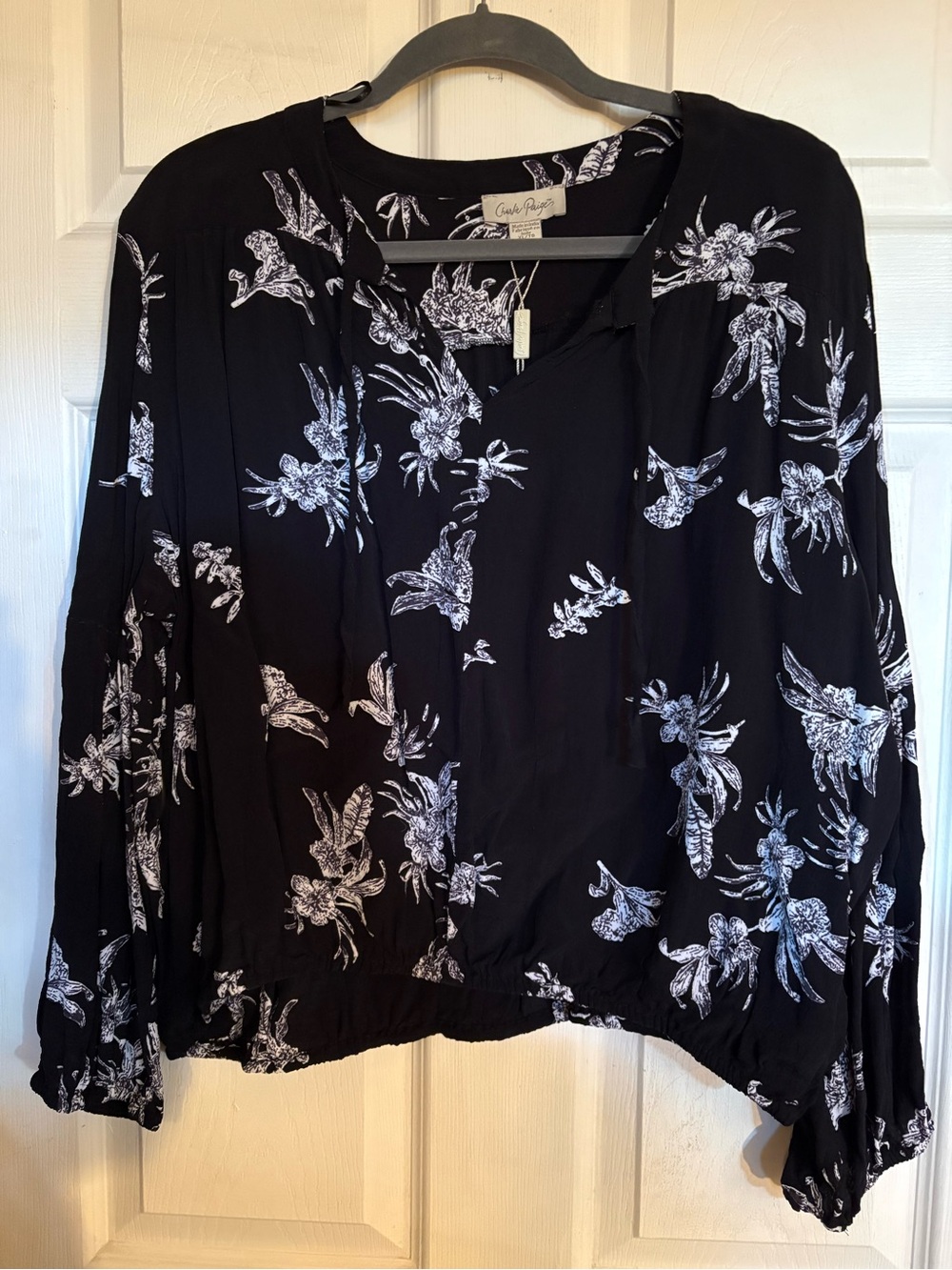 Charlie Paige Black Blouse with White Floral Print